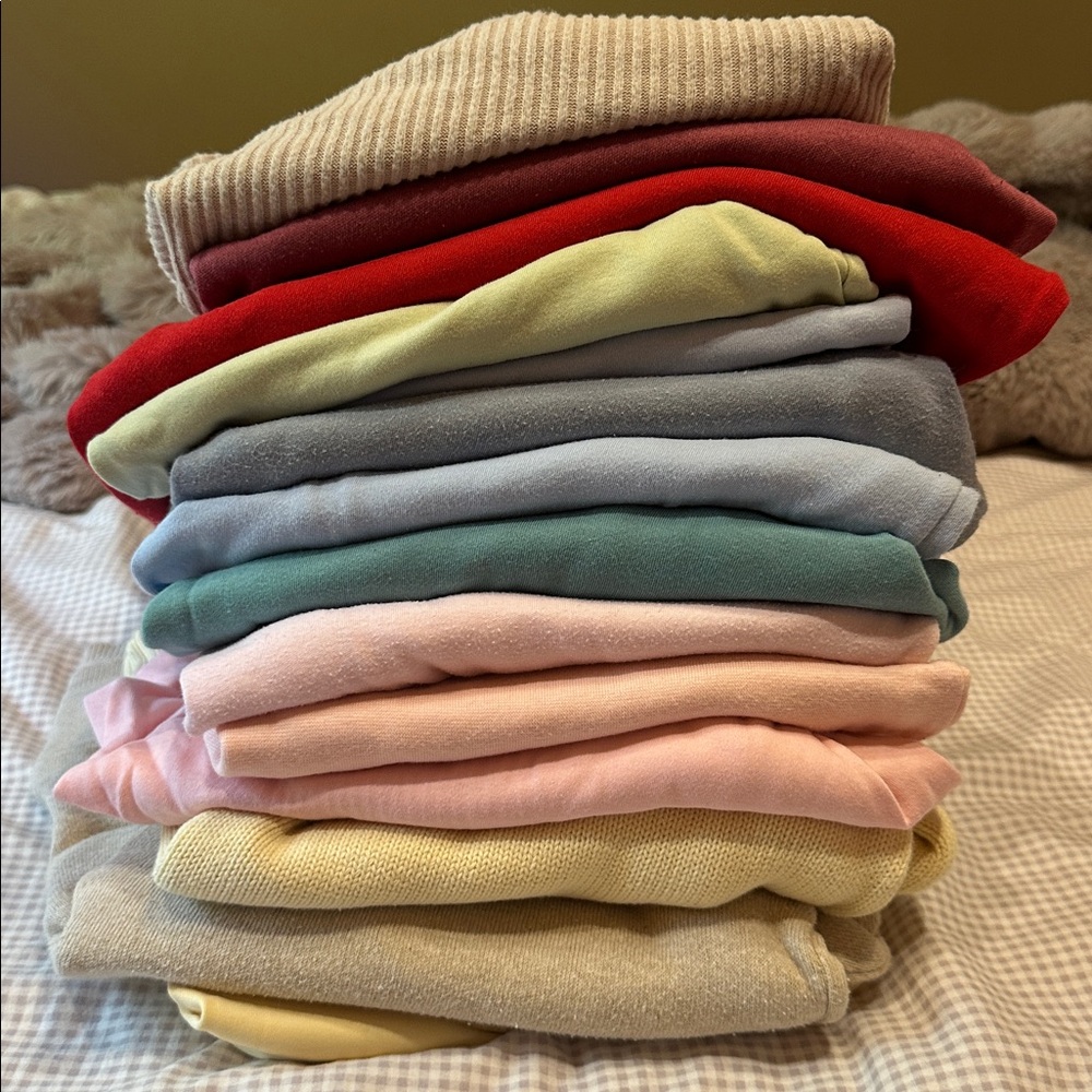 VINTAGE TURTLENECKS!